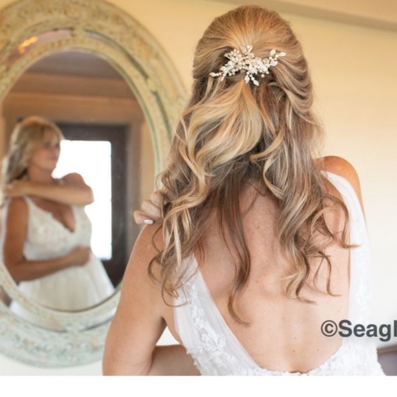 Lavish Wedding Gown - Picture 2 of 5